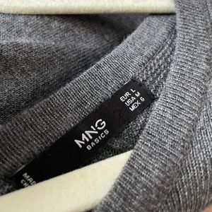 Knit cotton dress with long sleeves, worn once!